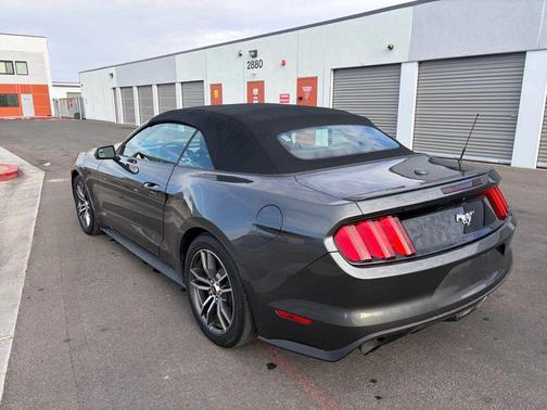 2017 Ford Mustang EcoBoost Premium