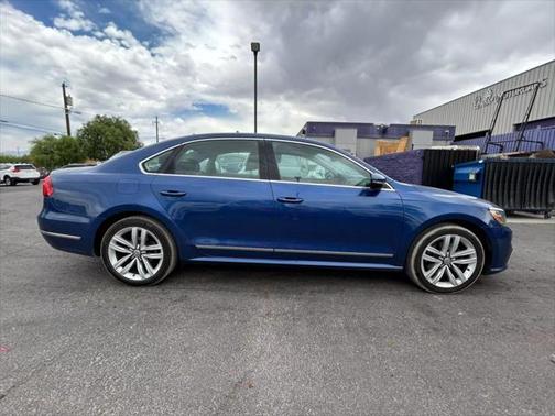 2016 Volkswagen Passat V6 SEL Premium