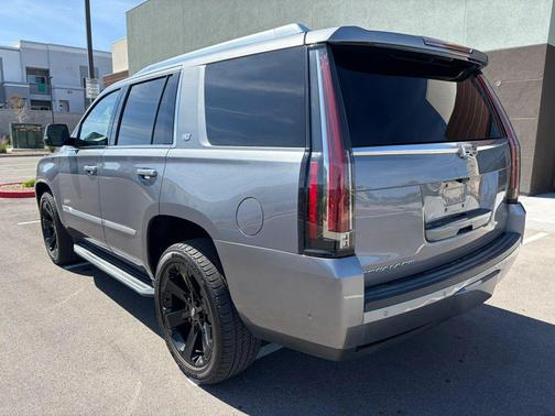 2019 Cadillac Escalade Luxury