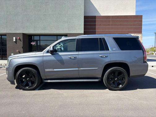 2019 Cadillac Escalade Luxury