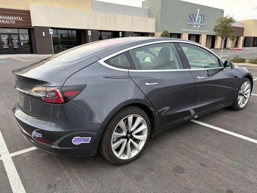 2018 Tesla Model 3 Long Range