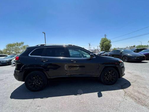 2016 Jeep Cherokee Overland