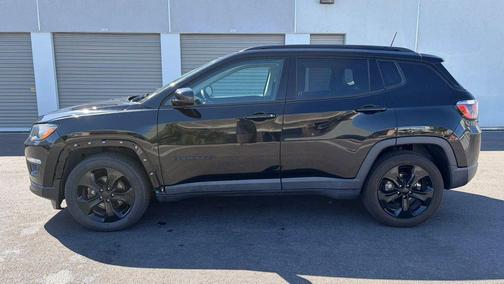 Diamond Black Crystal Pearlcoat 2020 Jeep Compass Latitude