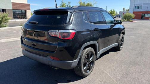 Diamond Black Crystal Pearlcoat 2020 Jeep Compass Latitude
