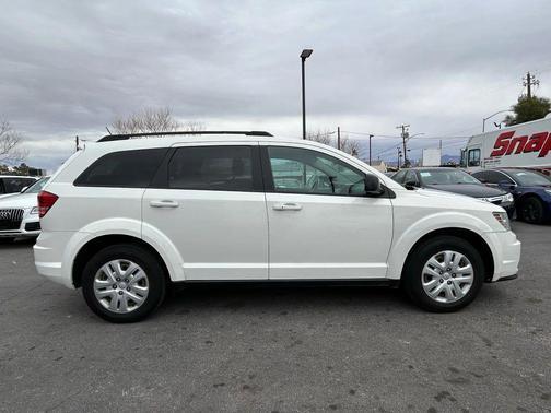 2017 Dodge Journey SE