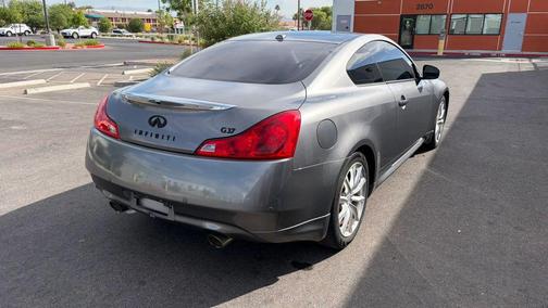 Gray 2013 INFINITI G37 Journey