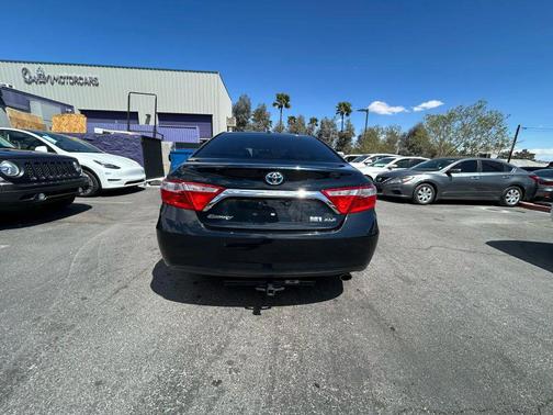 2015 Toyota Camry Hybrid XLE