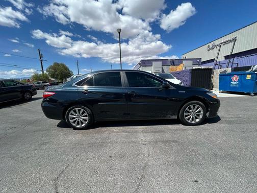 2015 Toyota Camry Hybrid XLE