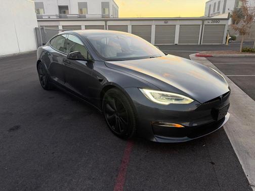 2022 Tesla Model S Long Range