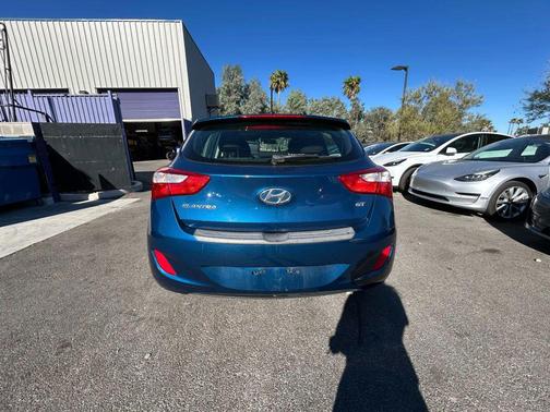2016 Hyundai Elantra GT Base