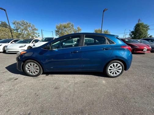 2016 Hyundai Elantra GT Base