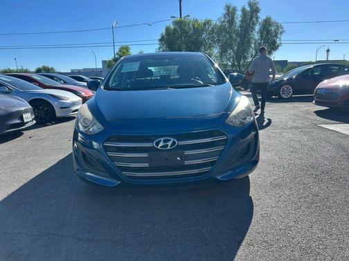 2016 Hyundai Elantra GT Base