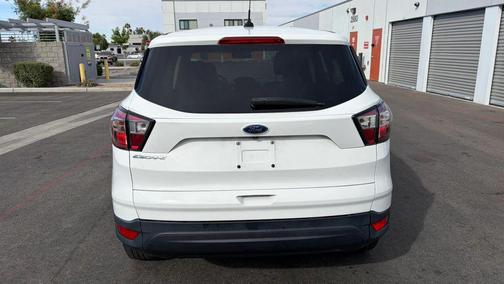 Oxford White 2018 Ford Escape S