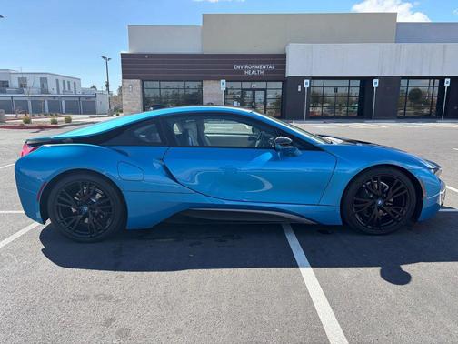 2015 BMW i8 Coupe 2D
