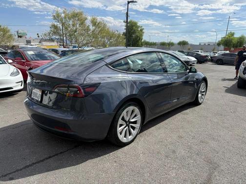 2022 Tesla Model 3 Standard Range