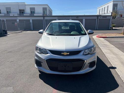 Silver Ice Metallic 2017 Chevrolet Sonic LT