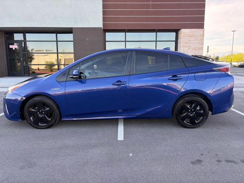 2016 Toyota Prius Four Touring
