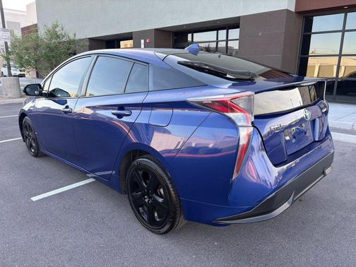 2016 Toyota Prius Four Touring