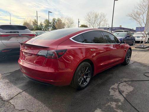 2018 Tesla Model 3 Performance