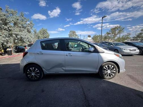 2017 Toyota Yaris L