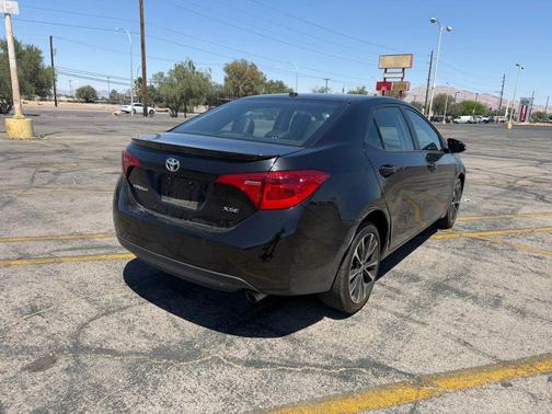Black Sand Pearl 2019 Toyota Corolla XSE