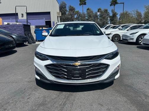 2021 Chevrolet Malibu FWD LT