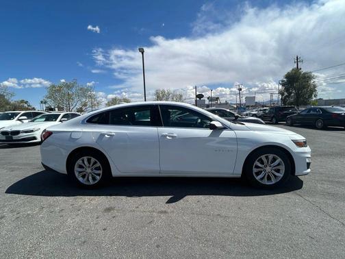 2021 Chevrolet Malibu FWD LT