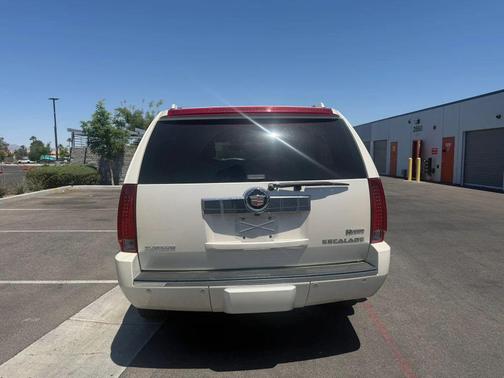 White Diamond Clearcoat 2015 Cadillac Escalade Luxury