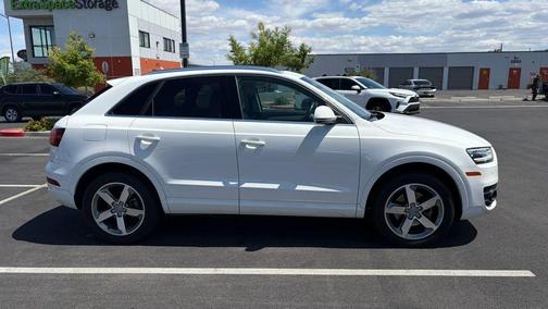 White 2015 Audi Q3 2.0T Premium Plus