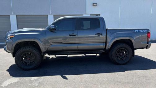 Magnetic Gray Metallic 2022 Toyota Tacoma TRD Sport