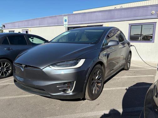 2018 Tesla Model X 75D