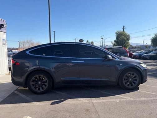 2018 Tesla Model X 75D