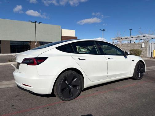 2023 Tesla Model 3 Standard Range