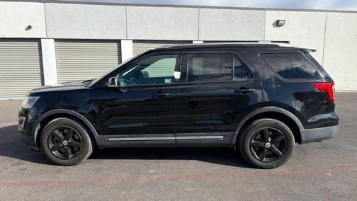 Shadow Black 2016 Ford Explorer XLT