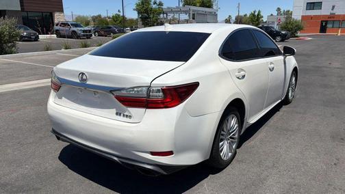 White Pearl 2017 Lexus ES 350 Base