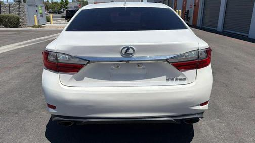 White Pearl 2017 Lexus ES 350 Base