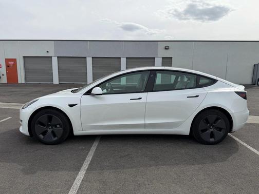 2023 Tesla Model 3 Standard Range