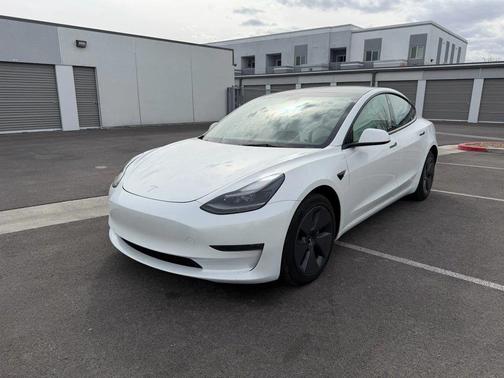 2023 Tesla Model 3 Standard Range