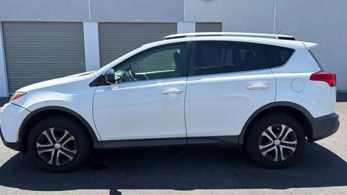 Super White 2014 Toyota RAV4 LE