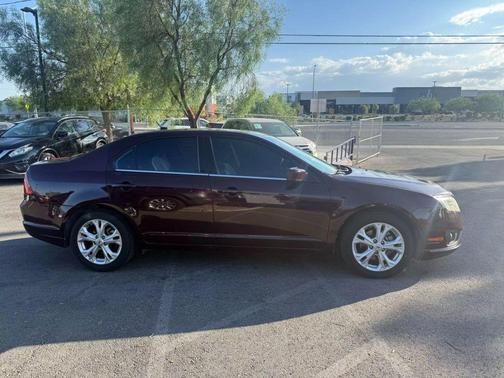 2012 Ford Fusion SE