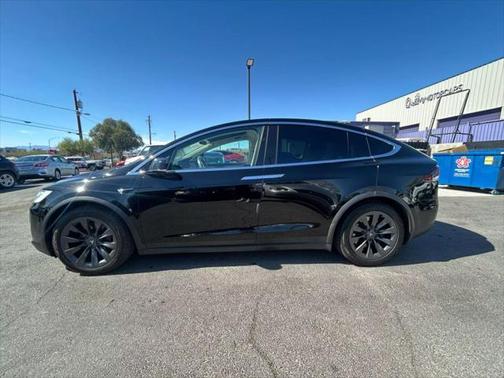 2018 Tesla Model X 75D
