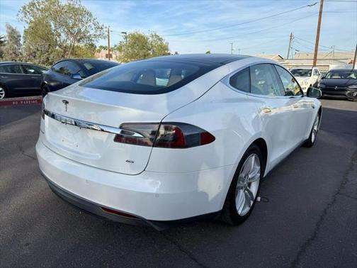 2015 Tesla Model S 85