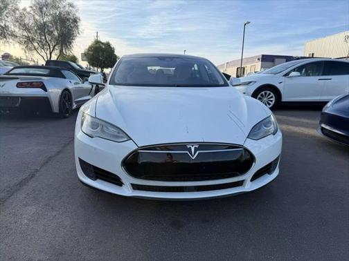 2015 Tesla Model S 85