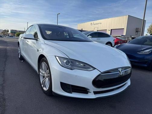 2015 Tesla Model S 85