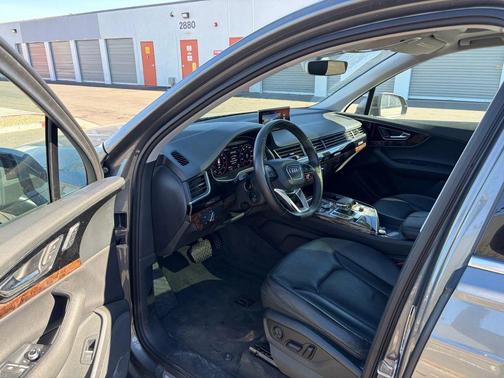 2017 Audi Q7 3.0T Premium