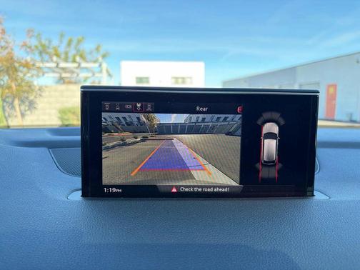 2017 Audi Q7 3.0T Premium