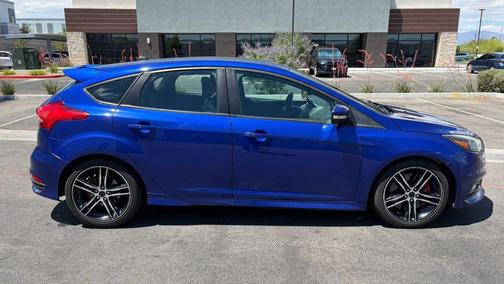 Blue 2015 Ford Focus ST