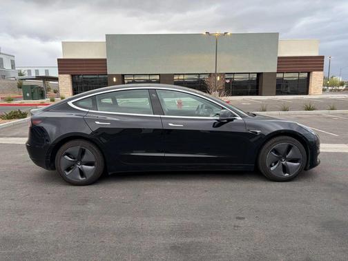 2019 Tesla Model 3 Standard Range Plus