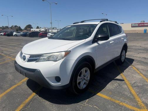 Super White 2013 Toyota RAV4 LE