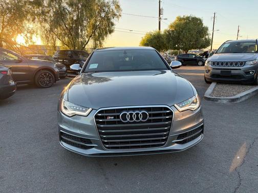 2013 Audi S6 4.0T Prestige